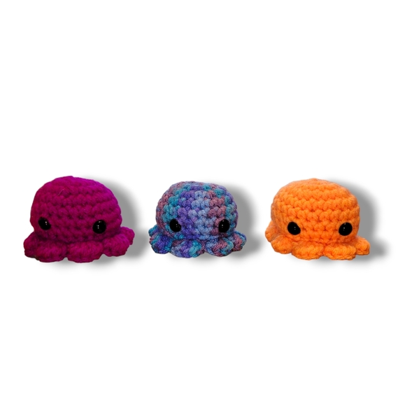 Crochet Mini Octopus Plushy - Picture 2 of 7